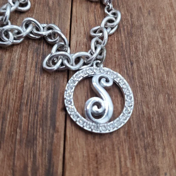 Initial S ESTATE bracelet B3012
